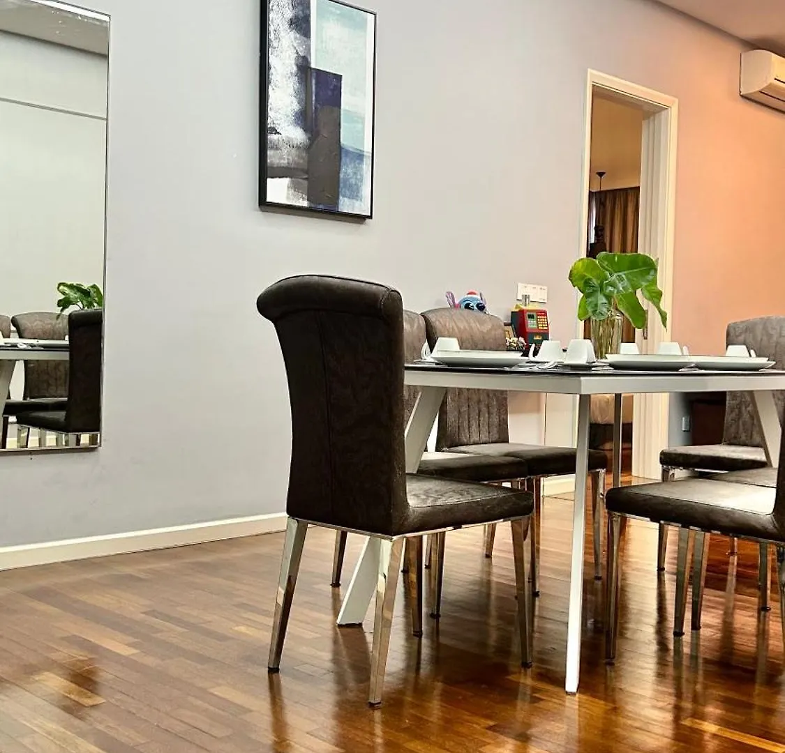 Luxury 3Br Penthouse I The Shore Hotel & Residence I Seaview I Poolview I 6-9Pax 豪华3房顶层公寓 Malacca