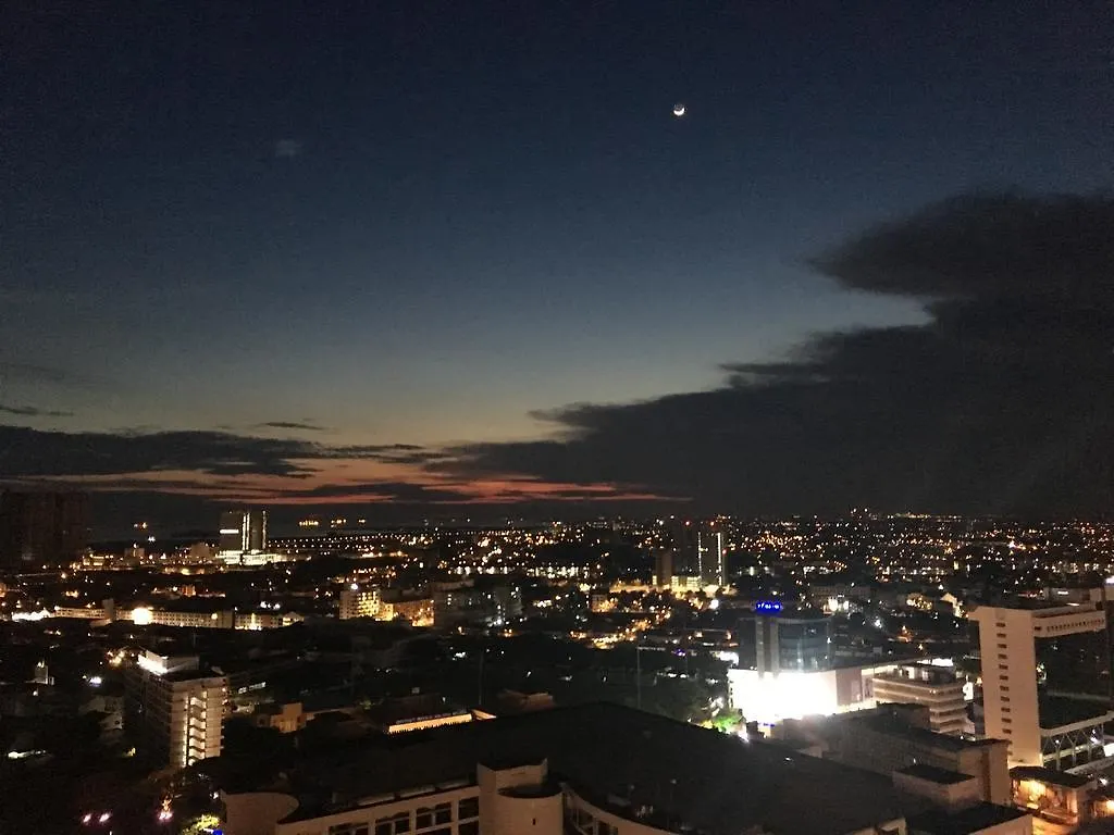 Apartment Luxury 3Br Penthouse I The Shore Hotel & Residence I Seaview I Poolview I 6-9Pax 豪华3房顶层公寓 Malacca